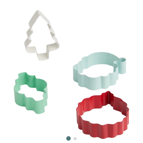 🌸Christmas Cookie Cutters (set of 4) - Picture 2 of 3